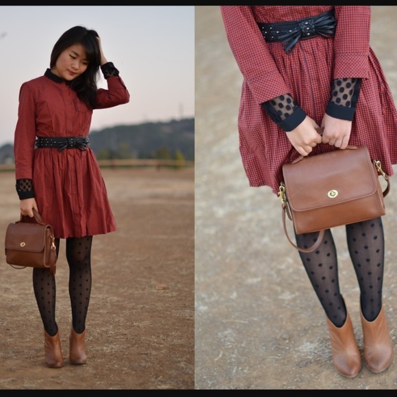 Coach Handbags - Vintage Coach leather bag Court crossbody satchel